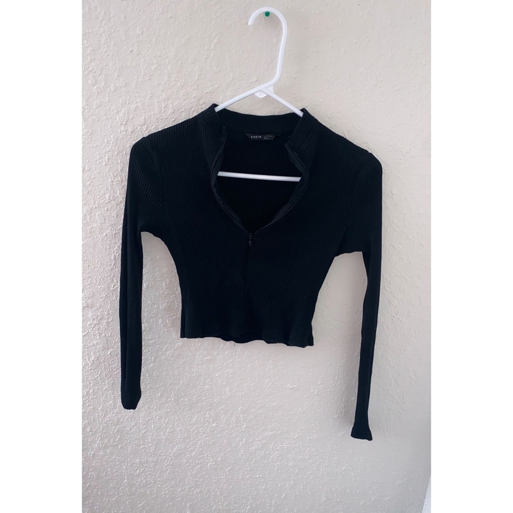 Black Ribbed Zip-Up Crop Top